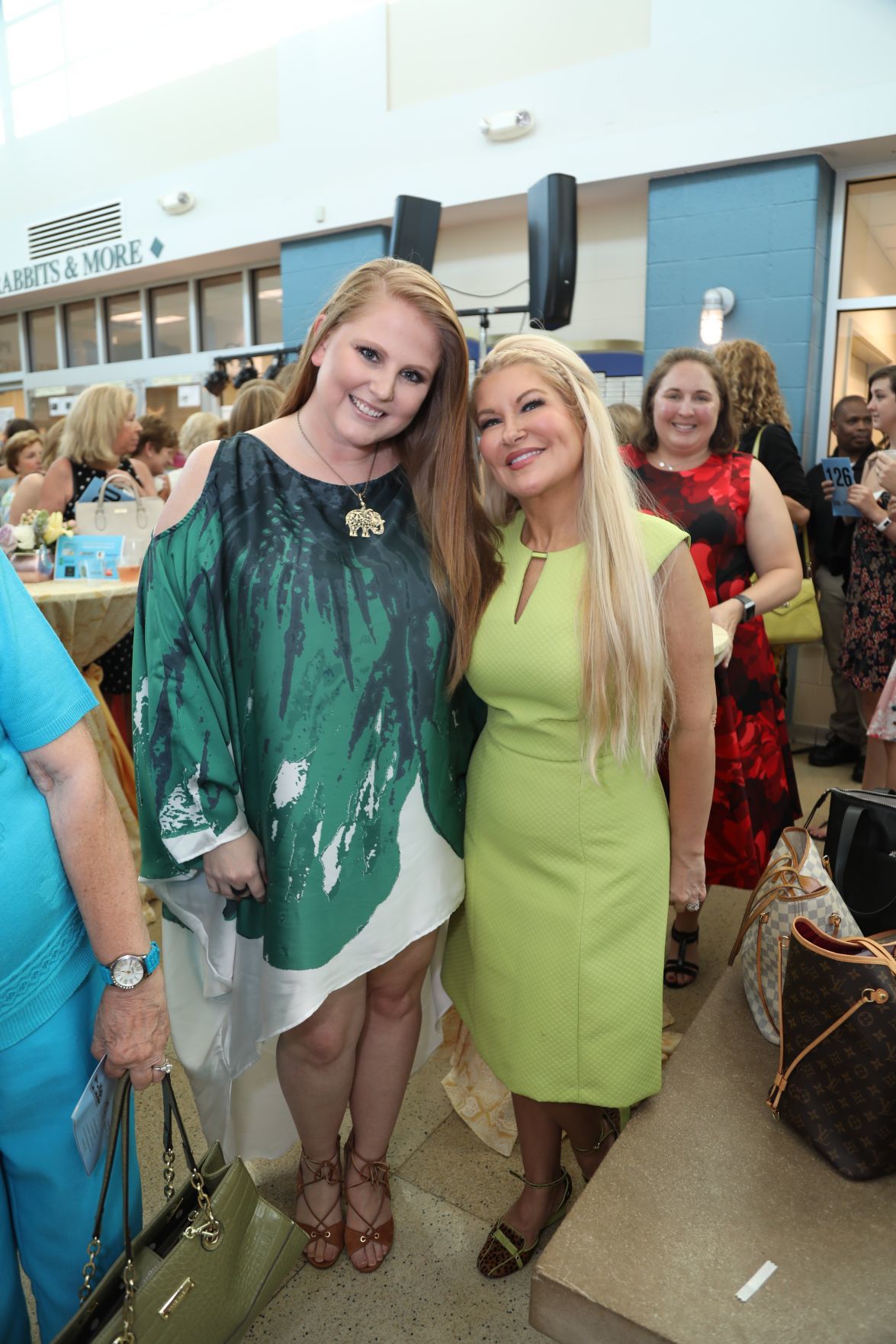 Sara Clendenin, Suzette Greaves